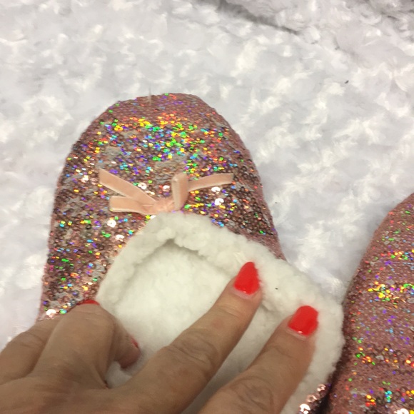 PINK BALLERINA SLIPPERS SPARKLE Sherpa vintage soft velvet bow  NWT SZ M/L - Picture 4 of 6